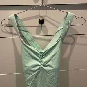 Lululemon Tank 4